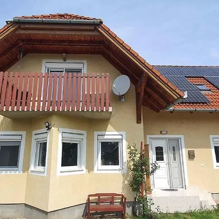 In 40988 شقة Balatonberény
